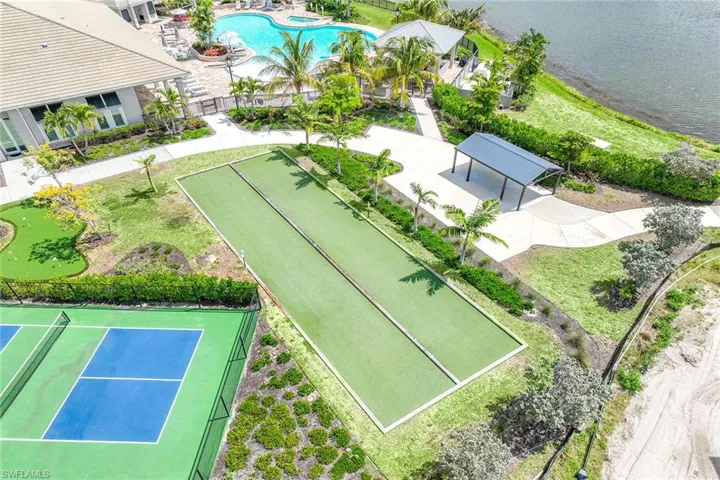 201  Indies E DR, Naples, FL 34114