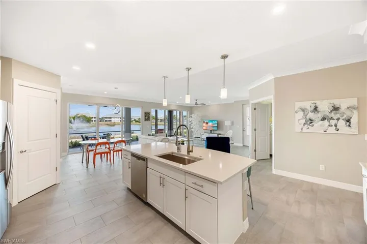 201  Indies E DR, Naples, FL 34114
