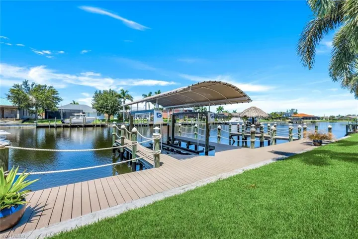 Double composite docks