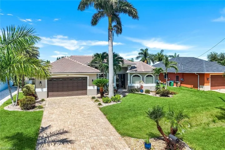 Oversized 2 car garage