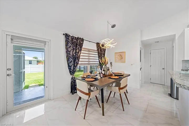 22 Nelson Rd S, Cape Coral, Florida 33991