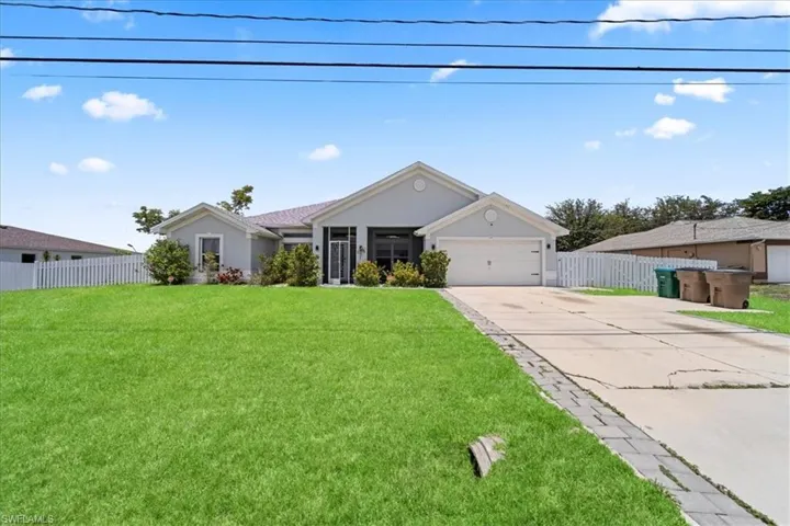 22 Nelson Rd S, Cape Coral, Florida 33991