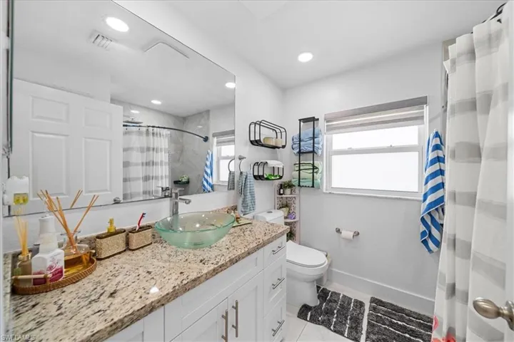 22 Nelson Rd S, Cape Coral, Florida 33991