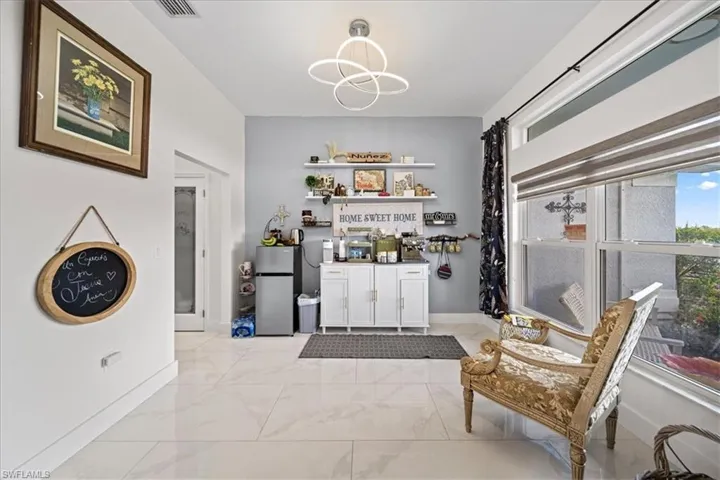 22 Nelson Rd S, Cape Coral, Florida 33991