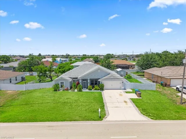 22 Nelson Rd S, Cape Coral, Florida 33991