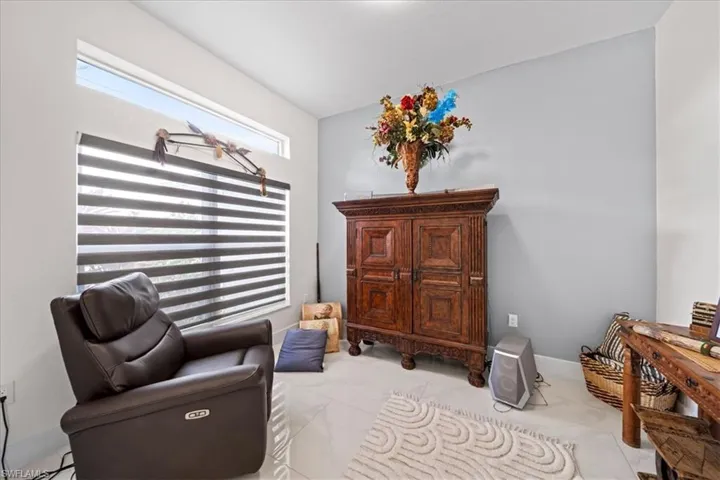 22 Nelson Rd S, Cape Coral, Florida 33991
