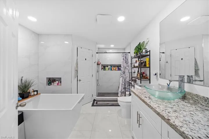 22 Nelson Rd S, Cape Coral, Florida 33991