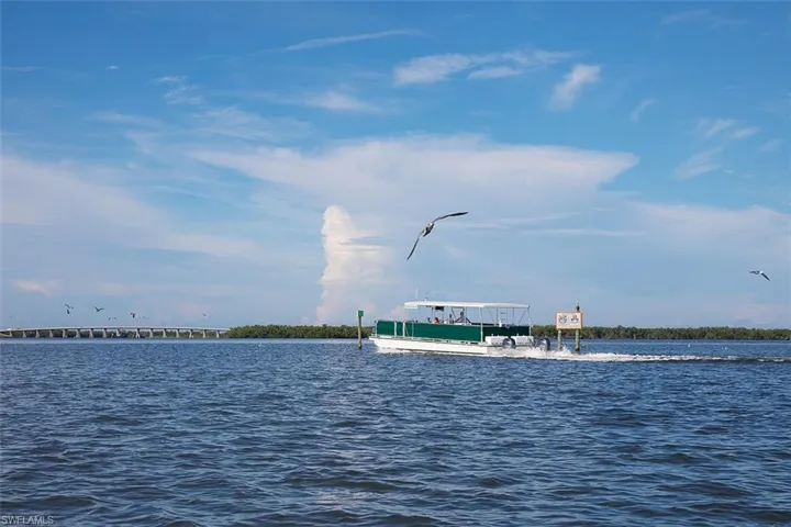 Private Beach Boat  Shuttle
