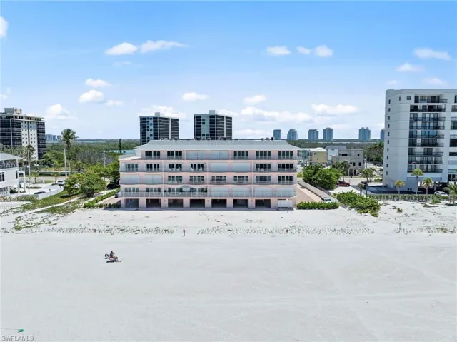 26236 Hickory Blvd 1, Bonita Springs, Florida 34134
