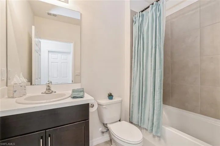20568  Plumwood  LOOP, North Fort Myers, FL 33917