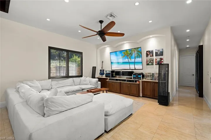 2605 64th St Sw, Naples, Florida 34105