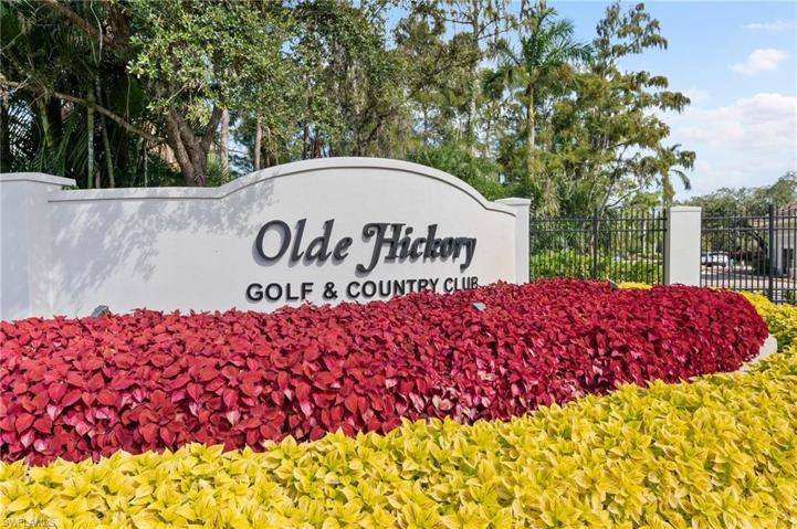 Olde Hickory Entry