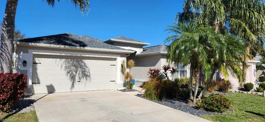 8884 Cedar Hollow Dr, Fort Myers, Florida 33912
