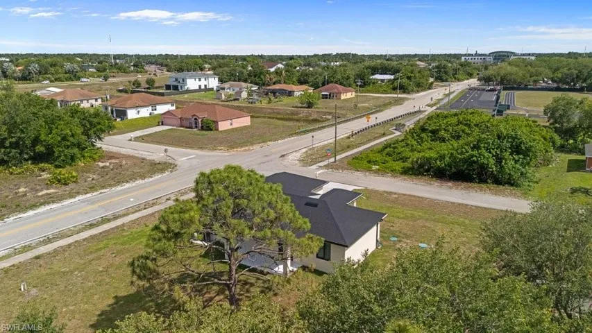 901 Sara Ave N, Lehigh Acres, Florida 33971