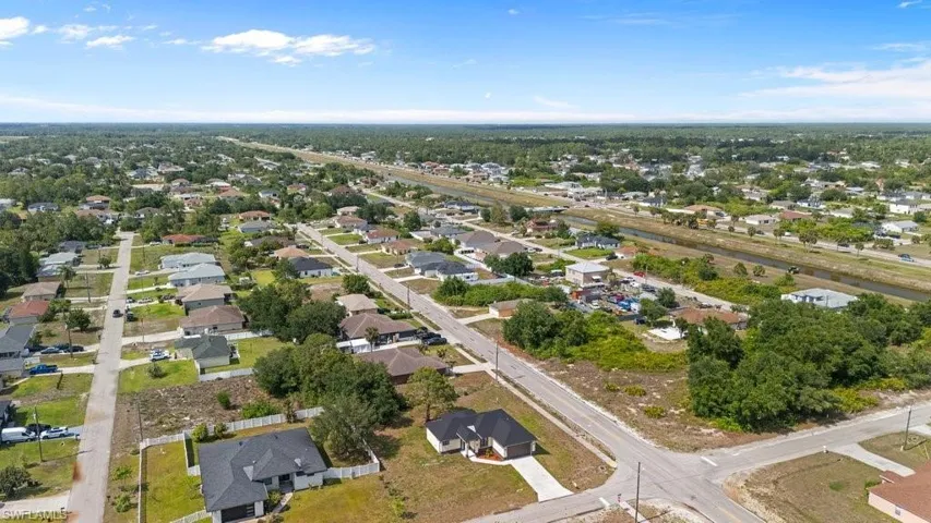 901 Sara Ave N, Lehigh Acres, Florida 33971