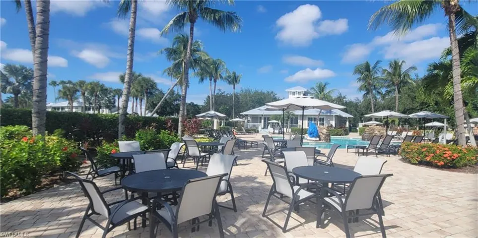 7920 Mahogany Run Ln 1015, Naples, Florida 34113