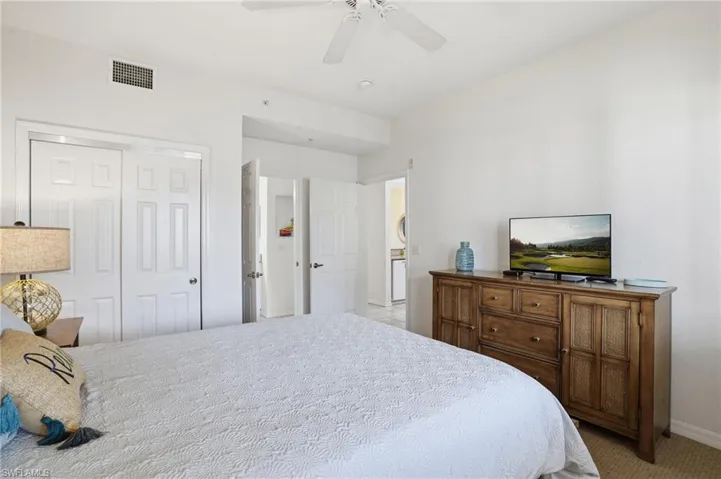 7920 Mahogany Run Ln 1015, Naples, Florida 34113