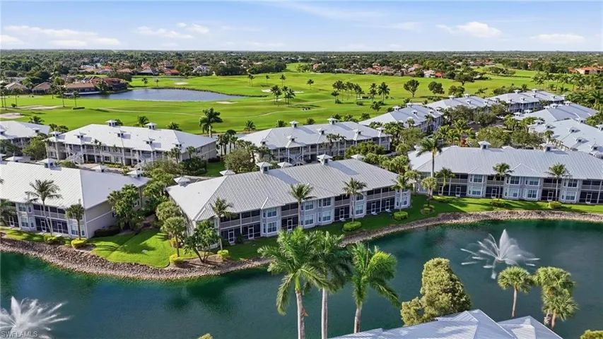 7920 Mahogany Run Ln 1015, Naples, Florida 34113