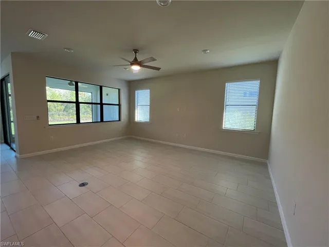 2122 Yellowfin Cir, Naples, Florida 34114