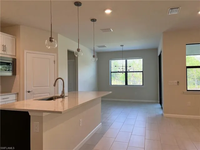 Quartz counter tops