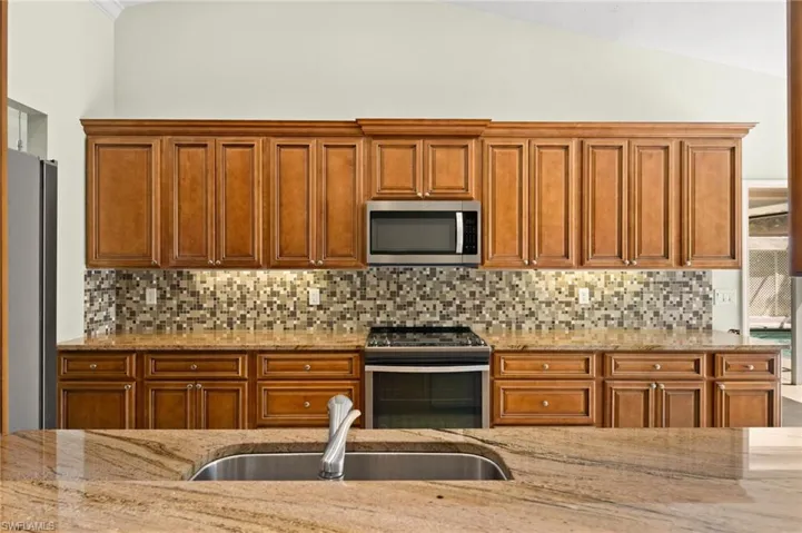 17040 Pleasure Rd, Cape Coral, Florida 33909