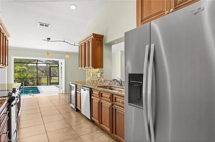 17040 Pleasure Rd, Cape Coral, Florida 33909