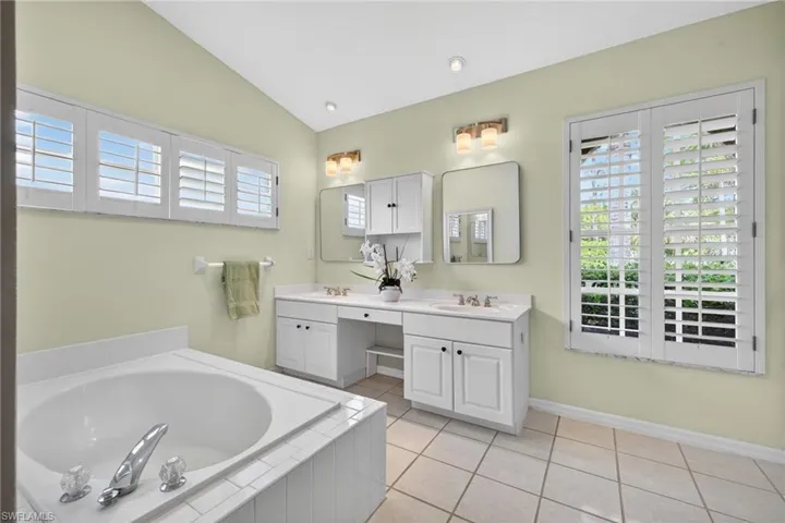 24741  Bay Bean  CT, Bonita Springs, FL 34134