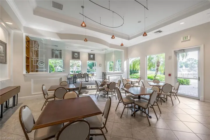 1905  Isla De Palma  CIR, Naples, FL 34119