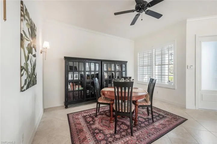 1905  Isla De Palma  CIR, Naples, FL 34119