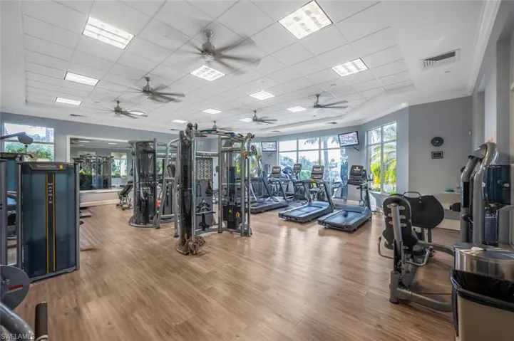 1905  Isla De Palma  CIR, Naples, FL 34119