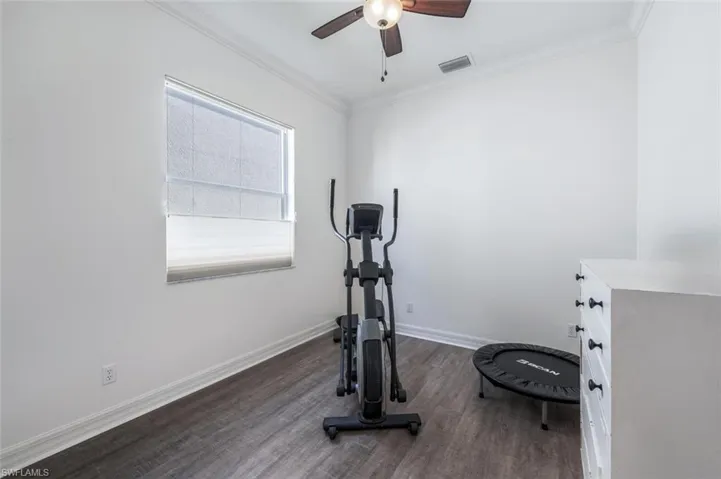 1905  Isla De Palma  CIR, Naples, FL 34119