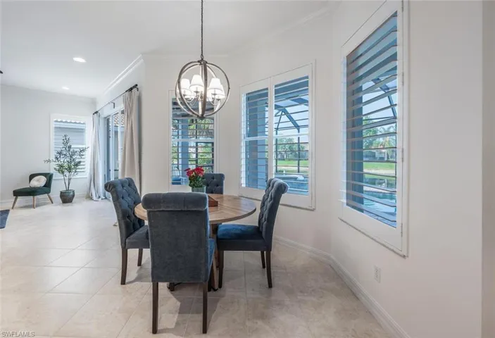 1905  Isla De Palma  CIR, Naples, FL 34119