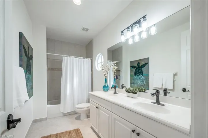 1905  Isla De Palma  CIR, Naples, FL 34119