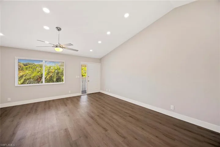 707 Neapolitan Way # 707, Naples, Florida 34103