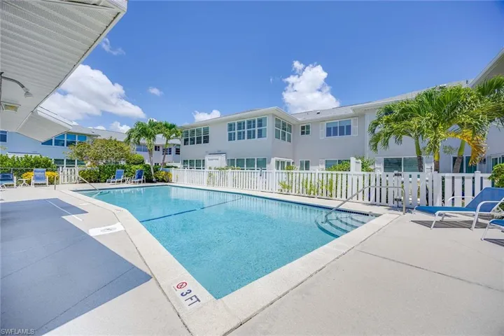 707 Neapolitan Way # 707, Naples, Florida 34103