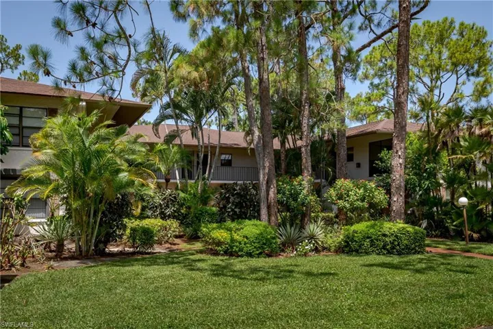 1733 Courtyard Way B103, Naples, Florida 34112