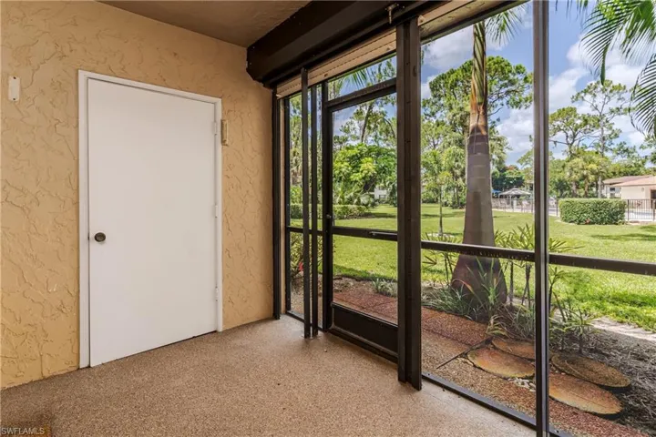 1733 Courtyard Way B103, Naples, Florida 34112