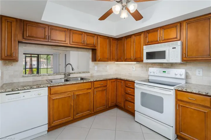 1733 Courtyard Way B103, Naples, Florida 34112