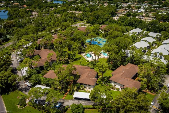 1733 Courtyard Way B103, Naples, Florida 34112