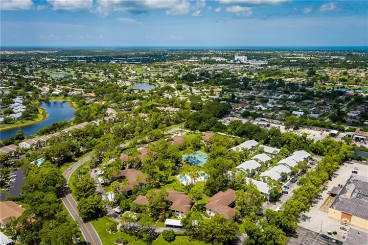 1733 Courtyard Way B103, Naples, Florida 34112