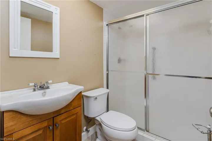 1733 Courtyard Way B103, Naples, Florida 34112