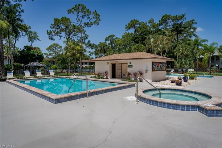 1733 Courtyard Way B103, Naples, Florida 34112