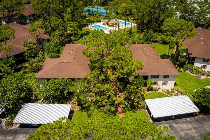 1733 Courtyard Way B103, Naples, Florida 34112