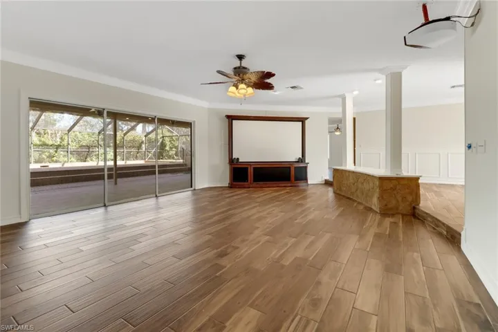 173  Pebble Beach  CIR, Naples, FL 34113