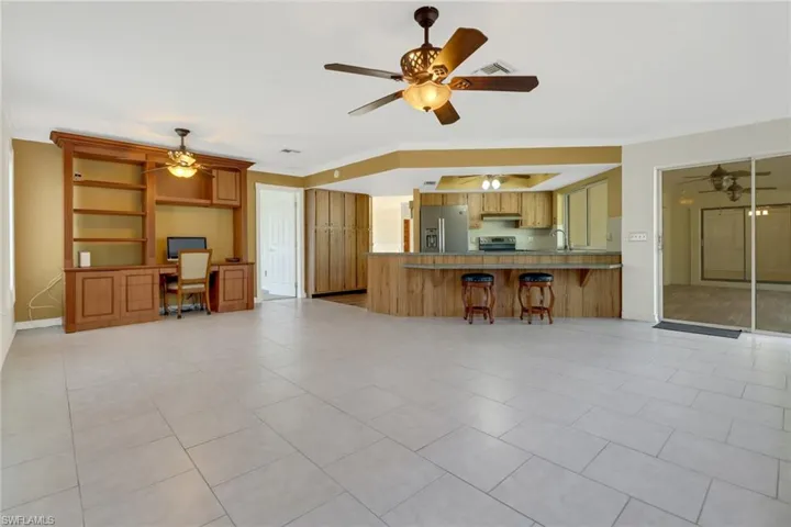 173  Pebble Beach  CIR, Naples, FL 34113