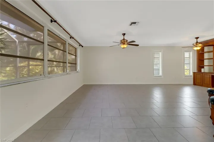 173  Pebble Beach  CIR, Naples, FL 34113