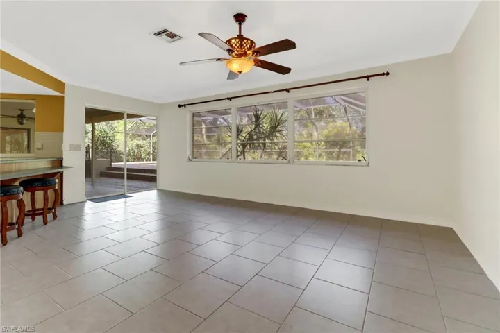 173  Pebble Beach  CIR, Naples, FL 34113