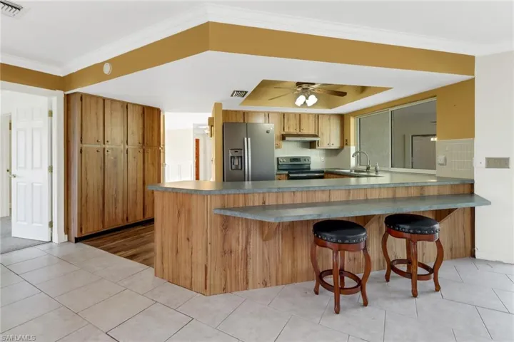 173  Pebble Beach  CIR, Naples, FL 34113