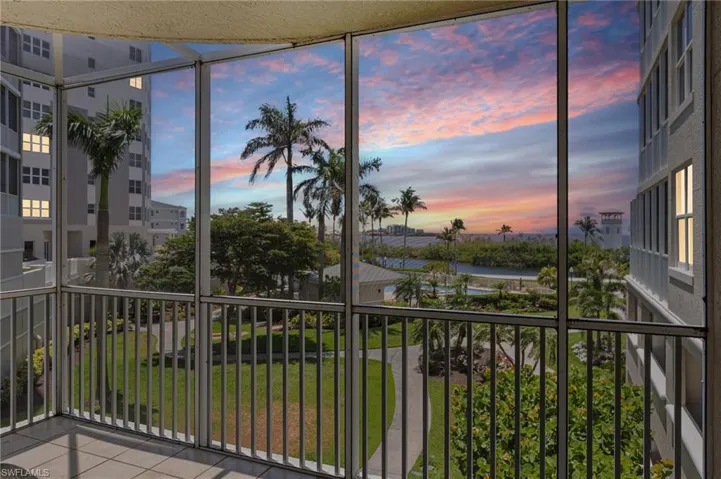 Breathtaking sunsets every night and stunning views of the Caloosahatchee River.  Watch the yachts glide by from your lanai at the entrance of the marina below.