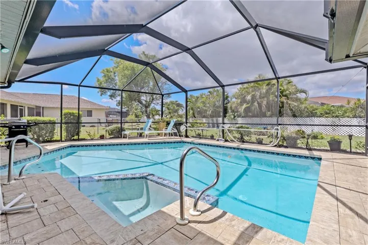 3906 Se 10th Pl, Cape Coral, Florida 33904
